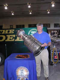 StanleyCup&Mark2.JPG (51412 bytes)